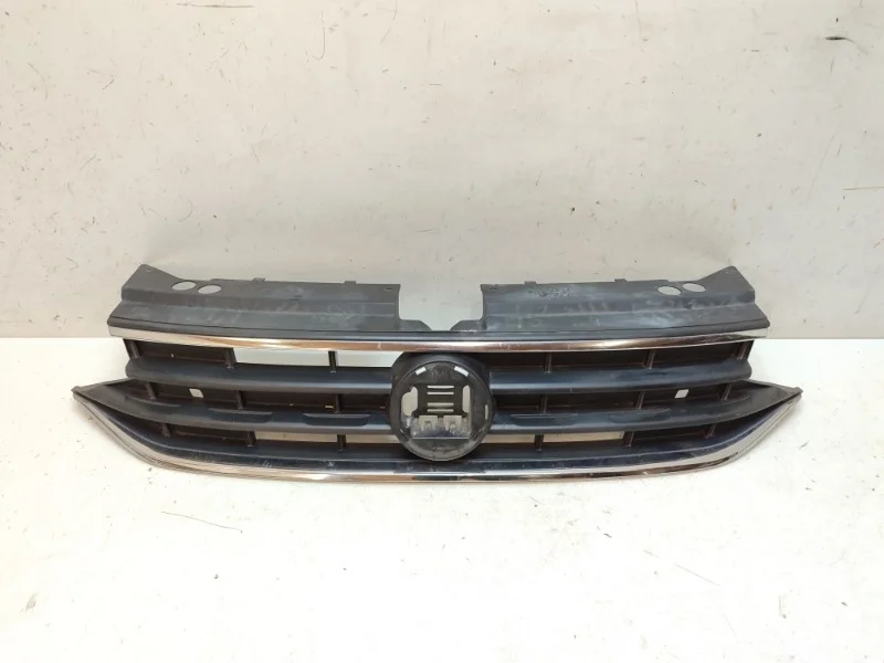 Решетка радиатора Volkswagen Tiguan 2020-