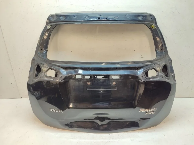 Крышка багажника Toyota RAV4 2012-2015 40