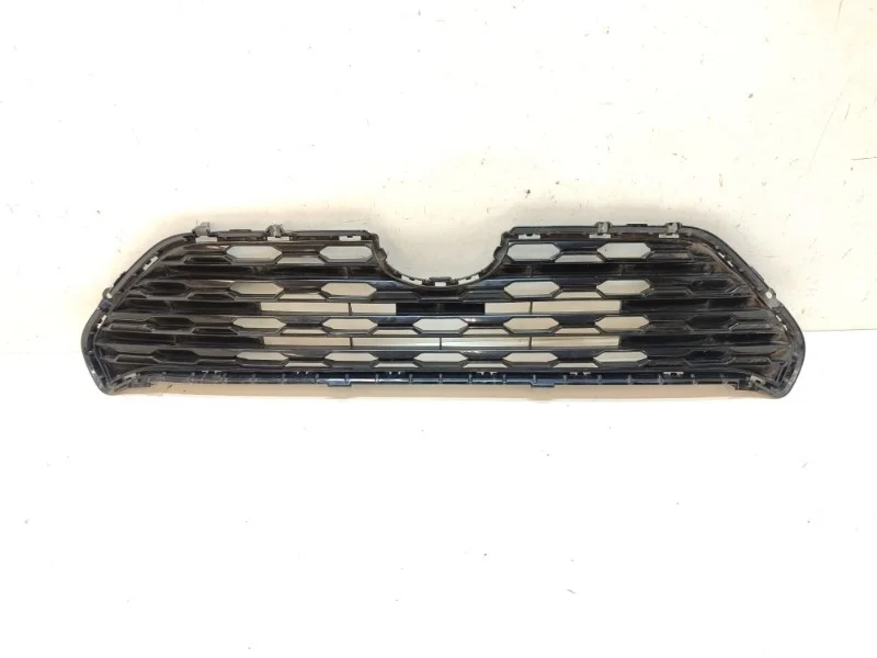 Решетка радиатора Toyota Rav4 2018 - 2022 50