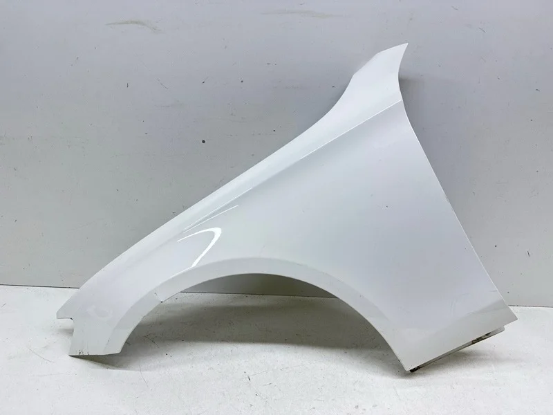 Крыло Mercedes-Benz -Class 2016-2024 W213