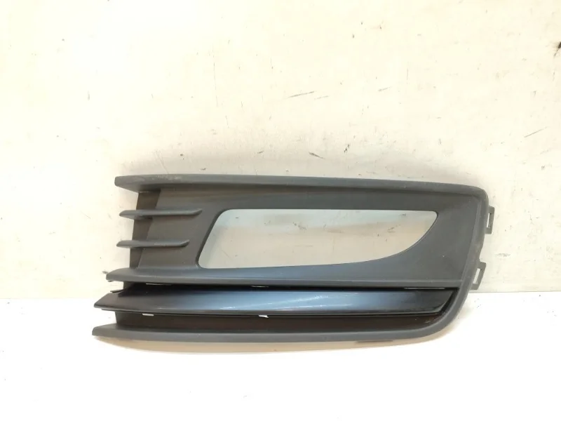 Окантовка птф Volkswagen Polo 2015-2020