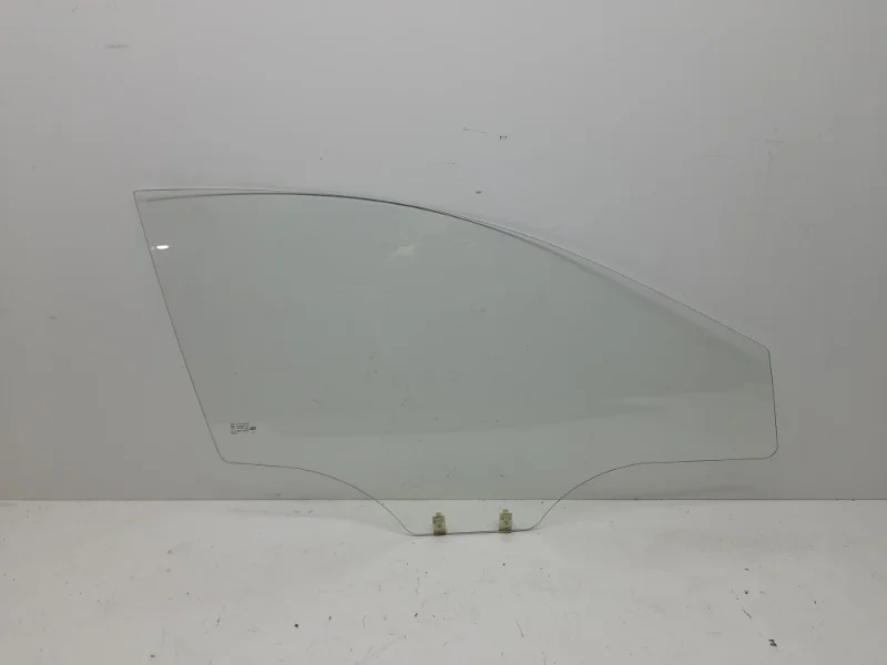 Стекло двери Hyundai Solaris 2010-2016