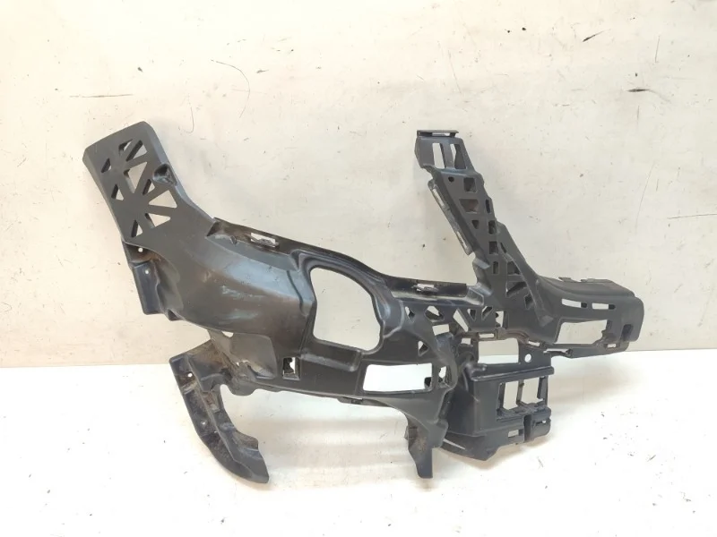 Кронштейн бампера Mercedes-Benz GLK 2012-2015 X204