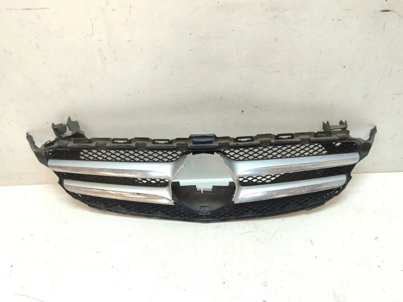 Решетка радиатора Mercedes-Benz - Class 2015-2018 W205