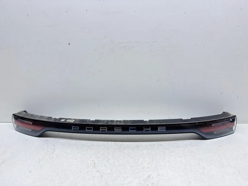 Фонарь Porsche Cayenne 2017-2025 9YA