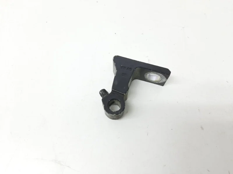 Петля двери Volkswagen Tiguan 2007-2016