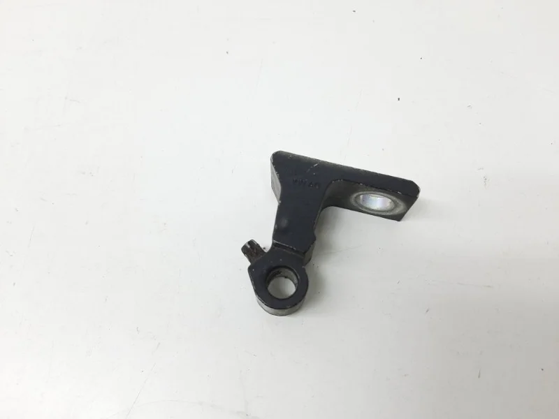 Петля двери Volkswagen Tiguan 2007-2016