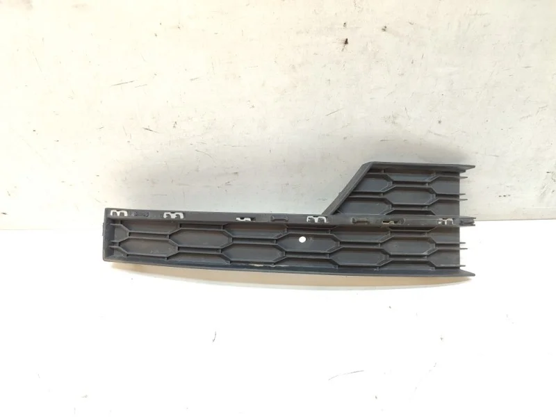 Окантовка птф Skoda Octavia 2013—2017 A7