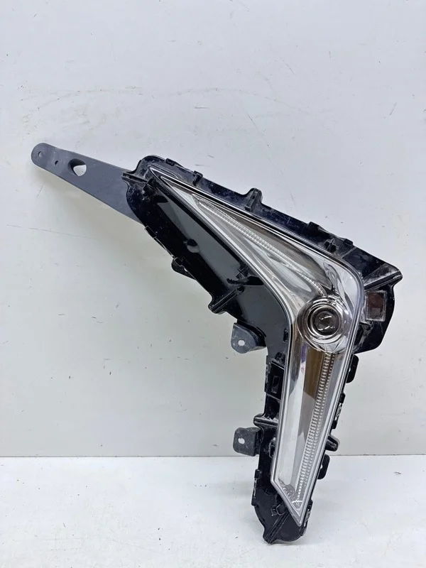 Фара противотуманная Lexus LX570 2015-2022 3