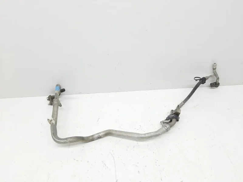 Трубка кондиционера Ford Focus 2011-2015 3