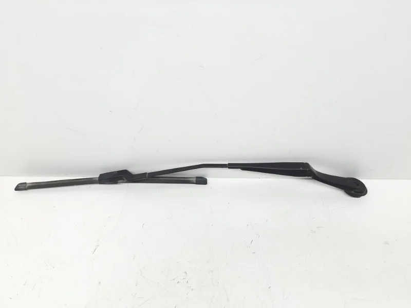 Поводок стеклоочистителя Ford Focus 2011-2015 3