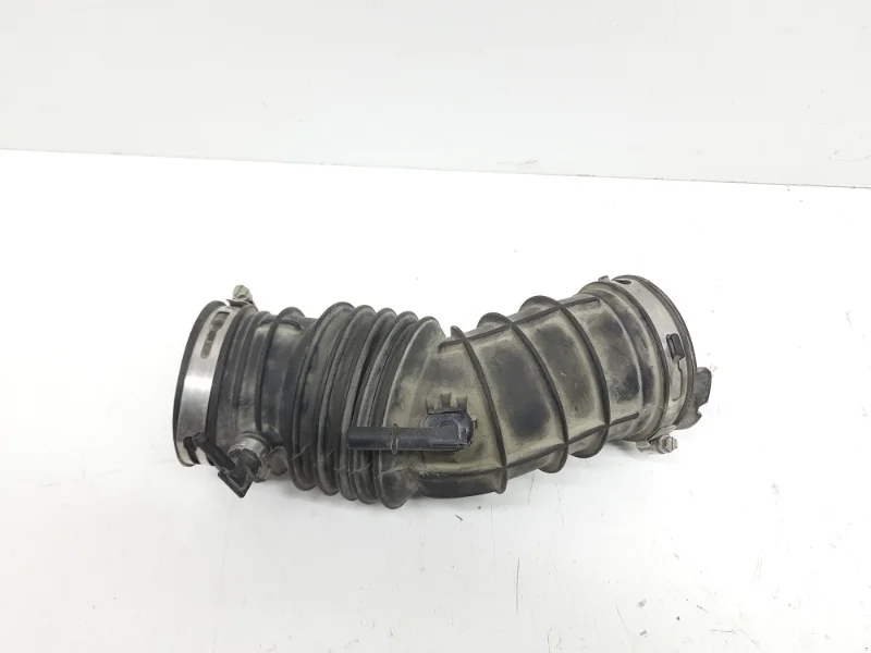 Патрубок воздушного фильтра Ford Focus 2011-2015 3