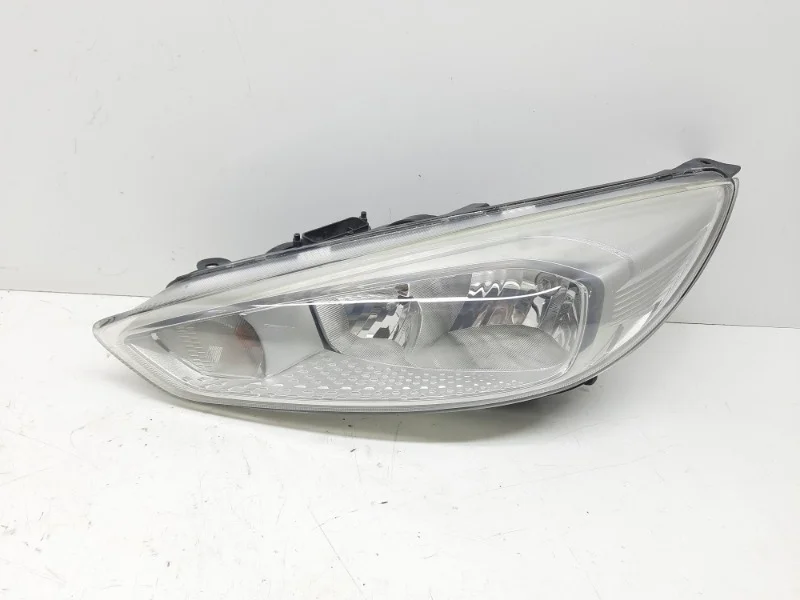 Фара Ford Focus 2015-2019 3