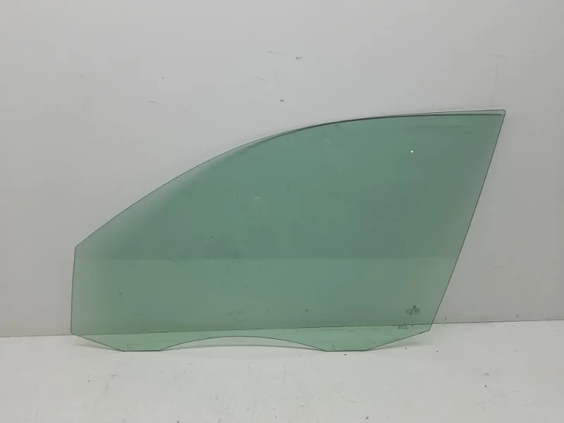 Стекло двери Volkswagen Tiguan 2007-2016