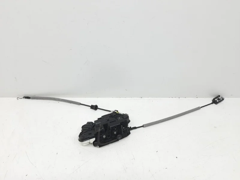 Замок двери Volkswagen Tiguan 2007-2016