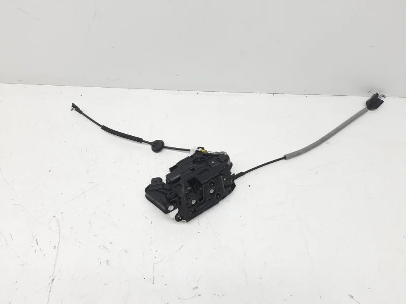 Замок двери Volkswagen Tiguan 2007-2016