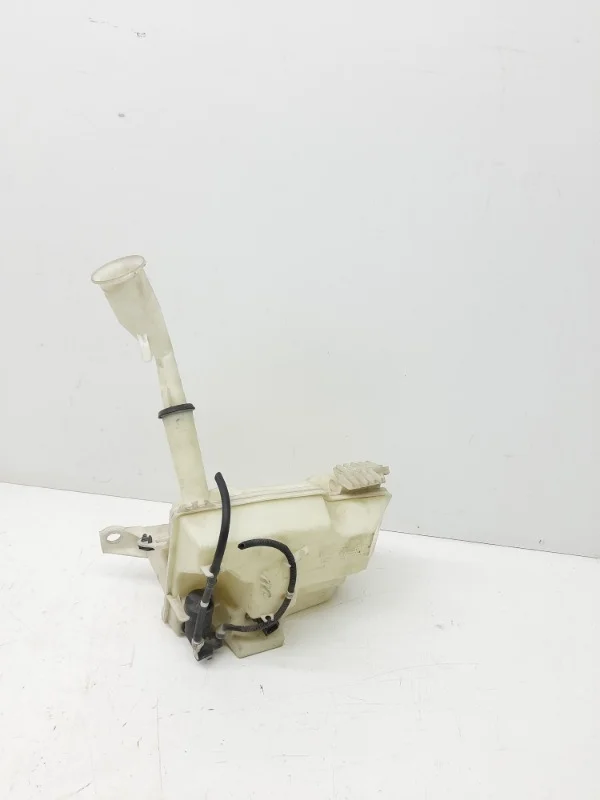 Бачок омывателя Ford Focus 2011-2015 3