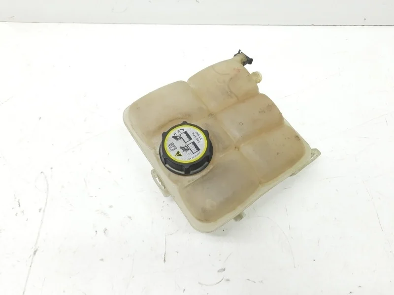 Бачок расширительный Ford Focus 2011-2015 3