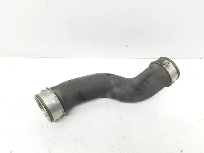 Патрубок интеркулера Volkswagen Tiguan 2007-2011