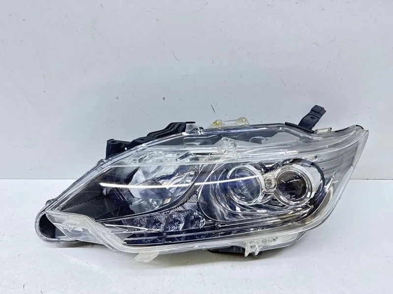 Фара Toyota Camry 2017-2018 55