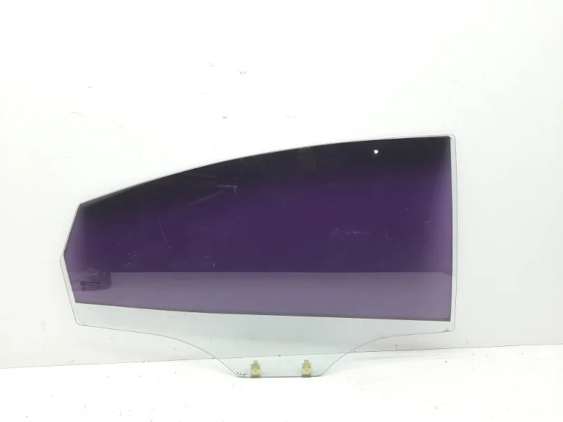 Стекло двери Hyundai Solaris 2010-2016