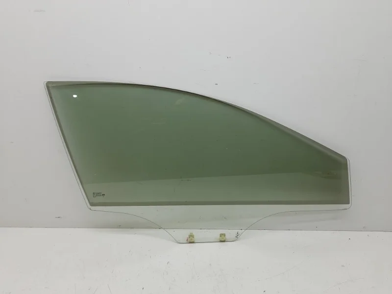 Стекло двери Hyundai Solaris 2010-2016