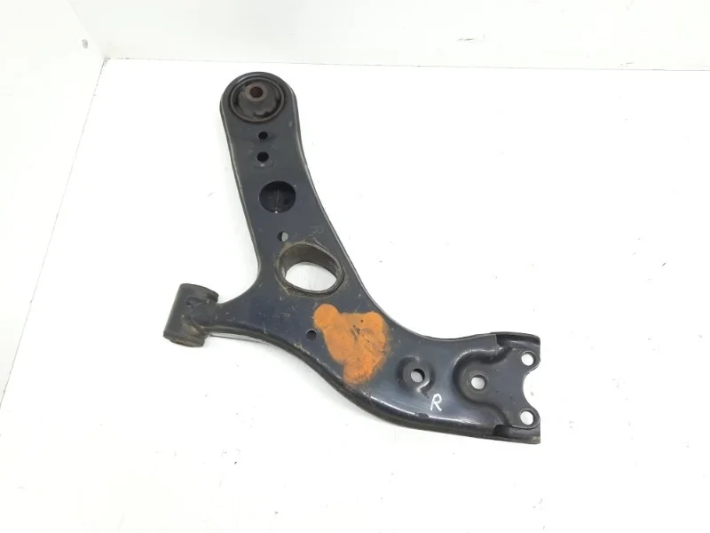 Рычаг Toyota Rav4 2012-2019 40