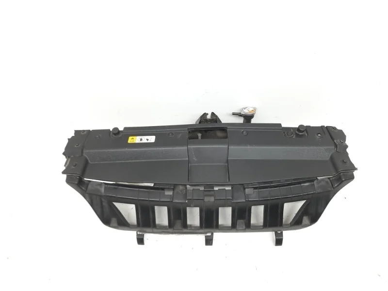 Панель передняя (телевизор) Kia Soul 2014-2018