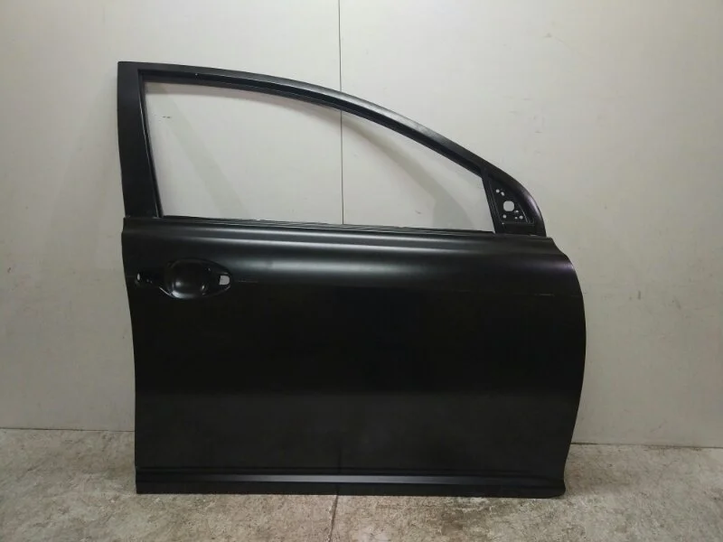 Дверь Toyota Avensis 2001-2006 T250