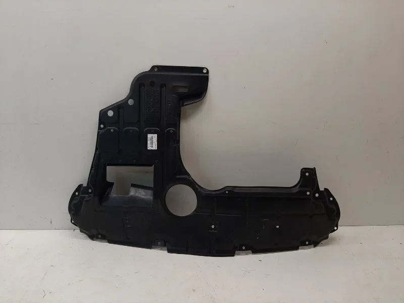 Пыльник двигателя Toyota Rav4 2013- 40