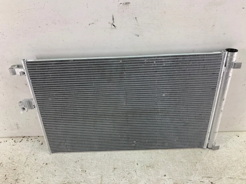 Радиатор кондиционера BMW X5 2018- G05