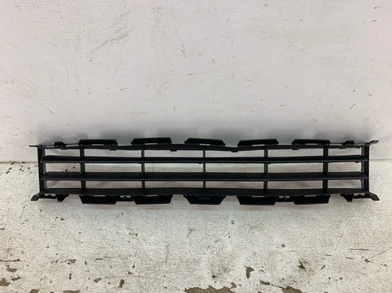 Решетка бампера Renault Megane 2002-2009