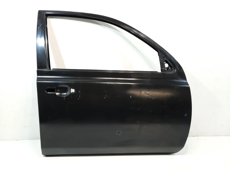 Дверь Nissan Micra 2002-2010 K12