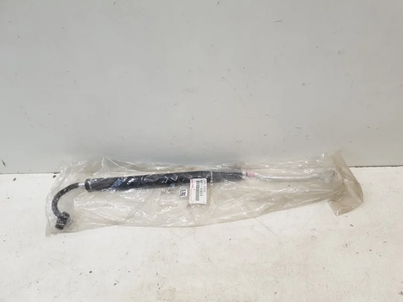 Трубка кондиционера Toyota Land Cruiser 2007-2020