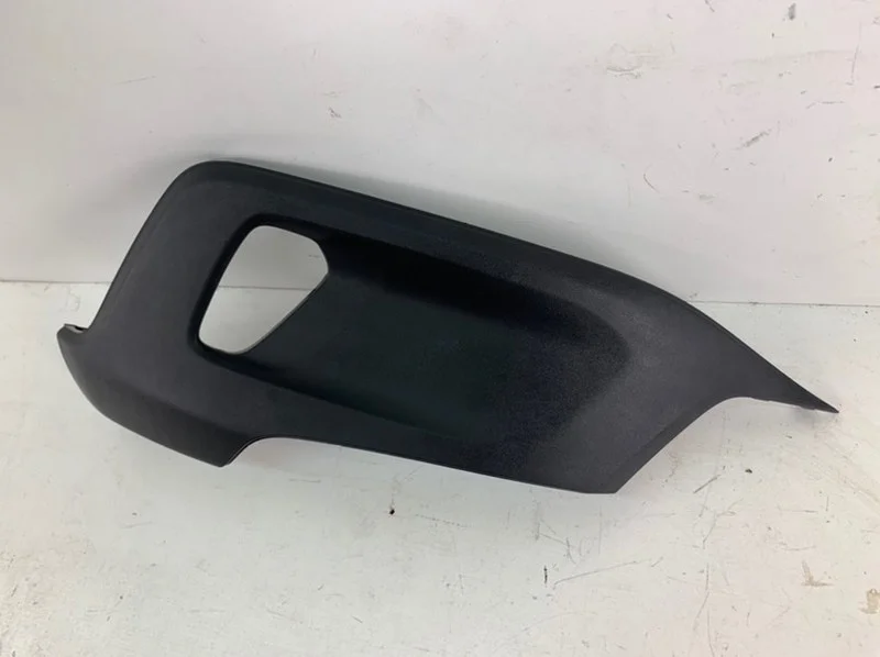 Накладка бампера Volvo V40 2012- Cross Country