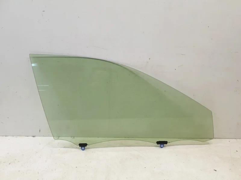 Стекло двери Toyota Camry 2011-2018 V50