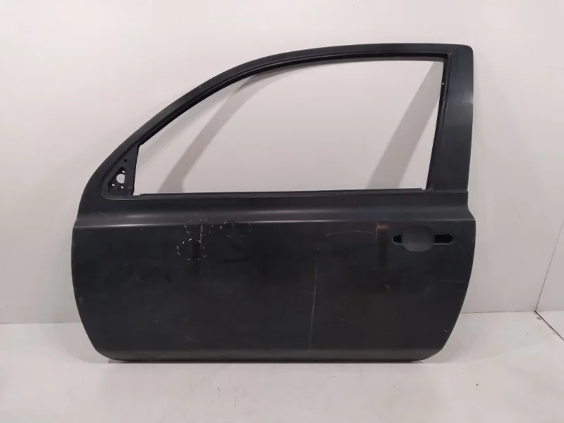 Дверь Nissan Micra 2002-2010 K12