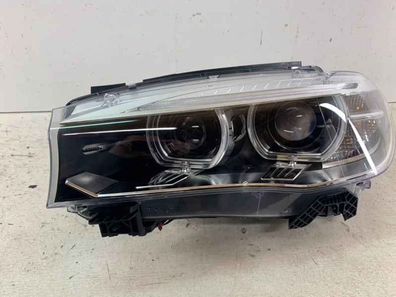 Фара BMW X5 2013- F15