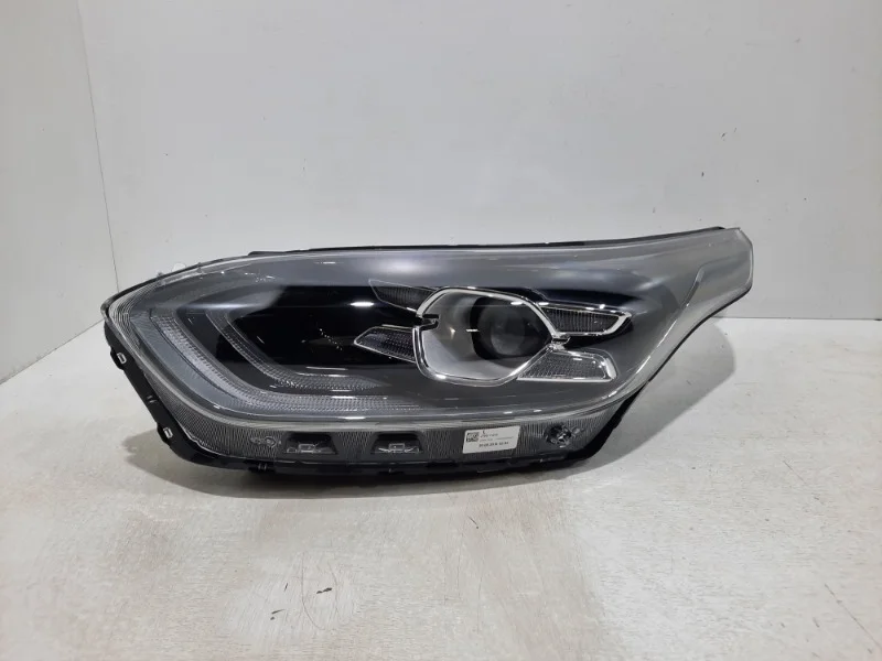 Фара Kia Ceed 2018-2021 3