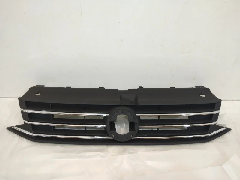 Решетка радиатора Volkswagen Polo 2015-2020