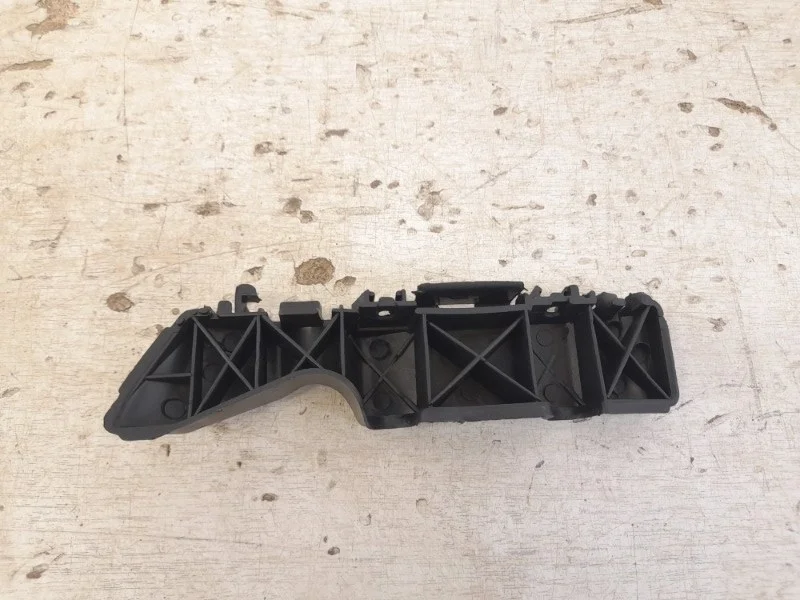 Кронштейн бампера Hyundai Solaris 2010-2017