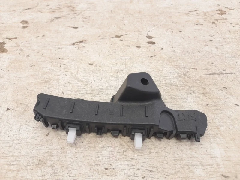 Кронштейн бампера Hyundai Solaris 2017-