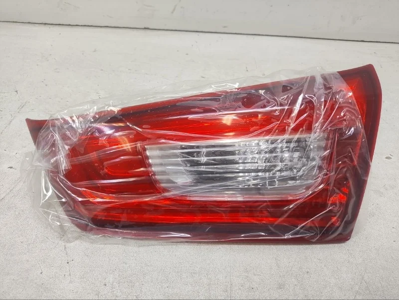 Фонарь Mitsubishi ASX 2010-