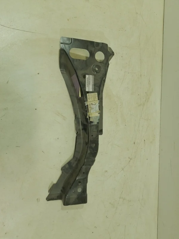 Лонжерон Nissan Juke 2014- F15