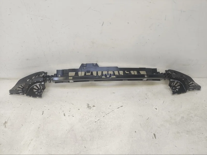 Кронштейн бампера BMW 1er 2011-2019 F20