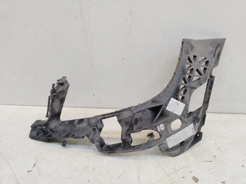 Каркас бампера Mercedes-Benz - Class 2007-2011 W204