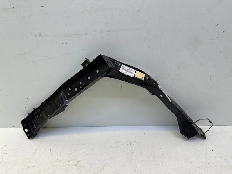 Суппорт радиатора Toyota Rav4 2018-2024 50