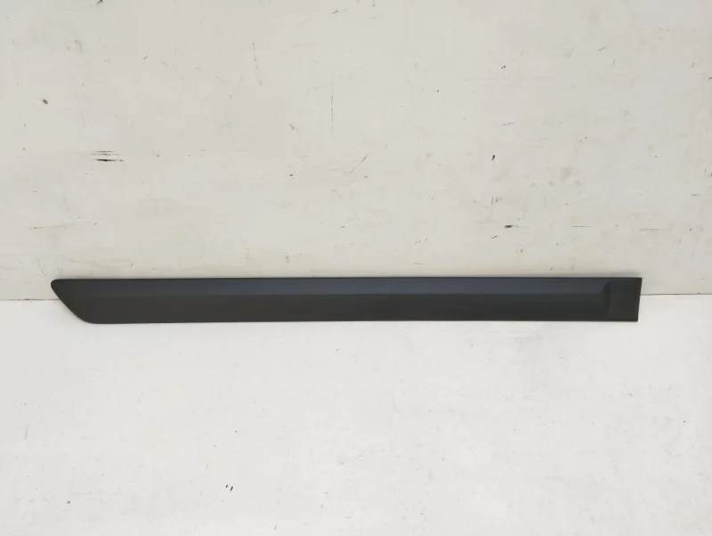 Молдинг двери Hyundai Elantra 2000-2005 XD