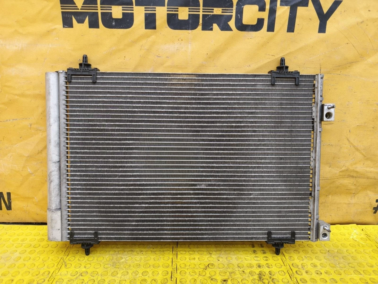 Радиатор кондиционера Peugeot 308 2010 T7