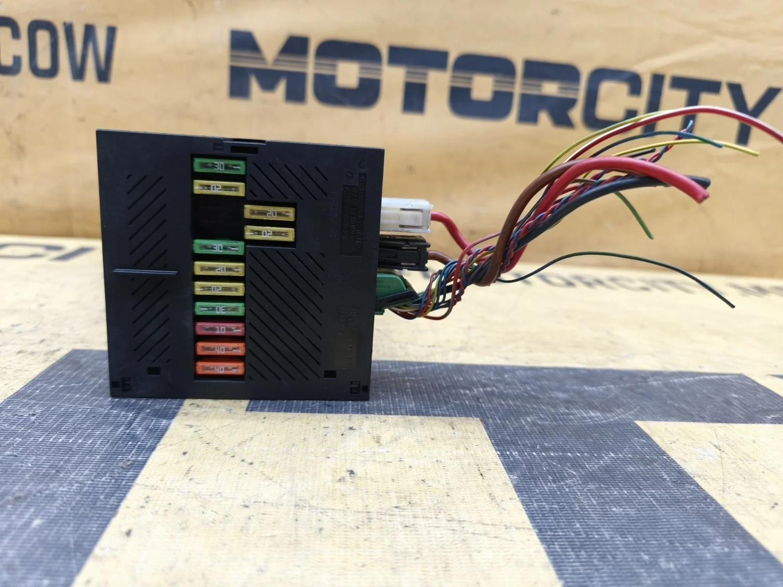 Блок предохранителей BMW 740i 2007 E65